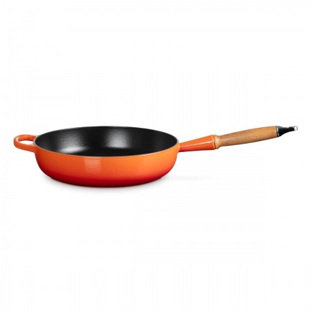 Le Creuset - WOODEN HANDLE SAUTE PAN / 28 cm ЦВЯТ: FLAME (VOLCANIC)