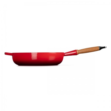 Le Creuset - WOODEN HANDLE SAUTE PAN / 28 cm ЦВЯТ: CERISE (CHERRY RED)