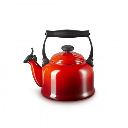 LE CREUSET - TRADITIONAL KETLLE 2.1 L, ЦВЯТ: CHERRY RED (CERISE)